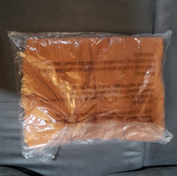 Nwt Stitchdrop mustard dress 1x - Picture 9 of 15